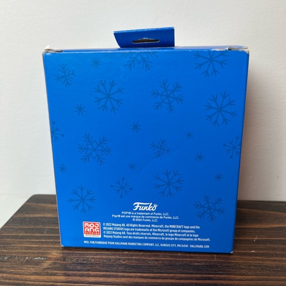 Minecraft Steve Hallmark Funko Pop Gold Armor Ornament 2022 Holiday Christmas - Picture 4 of 6